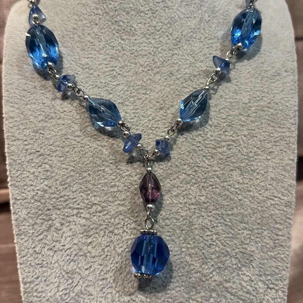 Glass Blue Sapphire and Glass Purple Amethyst Crystal Necklace V Drop Elegant